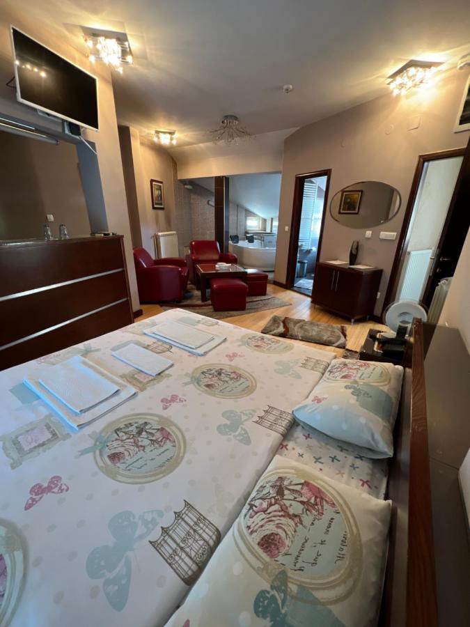 Hotel Royal 비옐로폴레 외부 사진